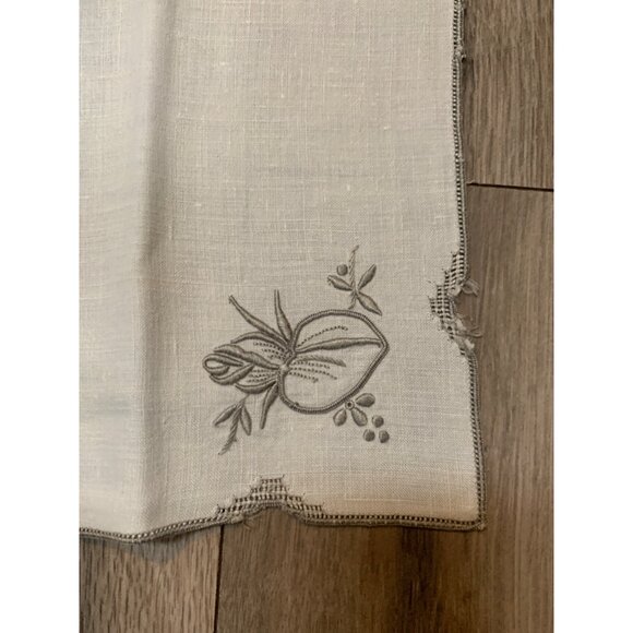 Set Of 8 Vintage Embroidered Rosebud Floral Cutout Linen Napkins Cream Gray - Picture 3 of 4